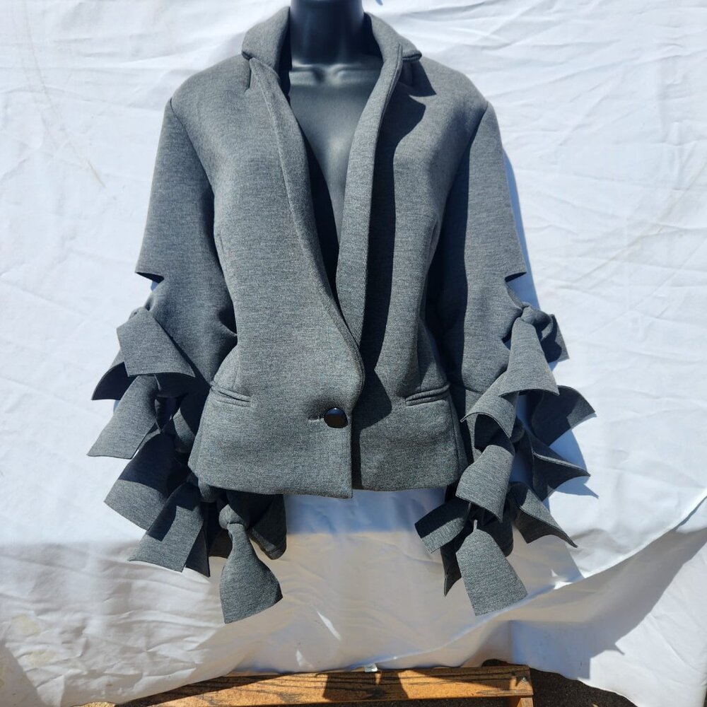 WAISTLINE JACKET